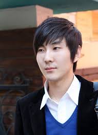 The medium spike style compliments an oval. 80 Popular Asian Guys Hairstyles For 2021 Japanese Korean Hairstyles Hairstyles Weekly