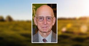 Scott Rieth's Instagram, Twitter & Facebook