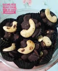 Maybe you would like to learn more about one of these? Kacang Mede Selimut Coklat By Resep Cake Lezat Facebook