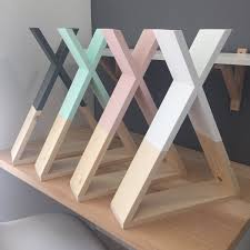 Estante De Madera De Pino Fabricado Y Pintado De Madera Artesanal 4 Colores Disponibl Decoration De Chambre D Enfant Decoration Chambre Bebe Deco Chambre Bebe