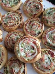 Flammkuchenrolle Von Witkia Chefkoch Rezepte Fingerfood Rezepte Fingerfood