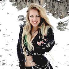 On patreon i want to share my love for rock and metal by giving you new content every month in the form of at least one new classic rock or metal cover. Laura Guldemond Home Facebook