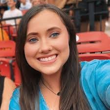 Taylor Bodnar's Instagram, Twitter & Facebook