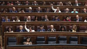 El plural es decretos leyes o decretos de leyes. Pedro Sanchez El Decreto Ley Arma Del Gobierno Frente Al Bloqueo De Pp Y Ciudadanos Espana El Pais