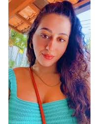 Rebeca Cipriano (@rebecapcipriano) • Instagram photos and videos