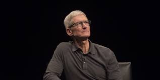 Luca maestri is senior vp/cfo at apple inc. Aapl Executive Pay Cost Of Flying Private More Aapl Tidbits 9to5mac