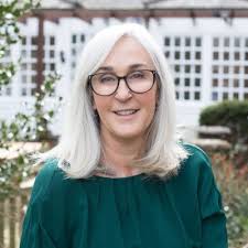 So pleased to have received this AMAZING photo of me at a recent networking  event promoting my book! It was taken by the super talented photographer Patricia  Rayner.