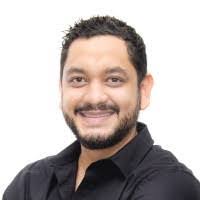 Hector Belloso's Instagram, Twitter & Facebook