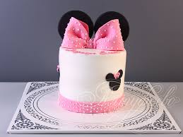 Шикарный торт для девочки на день рождение на 10 лет с волнами из мастики, розы из сахарной пасты. Tort Na Den Rozhdeniya Devochki 29096318 Stoimostyu 3 850 Rublej Torty Na Zakaz Premium Klassa Ot Kp Altufevo