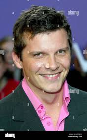 Eastenders star hi-res stock photography and images