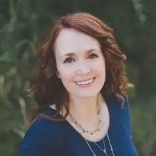 Mary Collins's Instagram, Twitter & Facebook