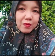 Berat 14 gram. Lembur banget. Saking lembutnya kayak makan kapas ada  angin.. gimana itu bunda. Berapa makan kembang gula bukan donat