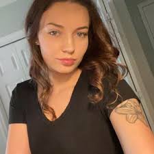 Serena Rowan (@sbrowan17)