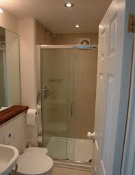 Namun tidak perlu khawatir, dengan. Model Ukuran Kamar Mandi Minimalis Bathtub Unik Adseneca