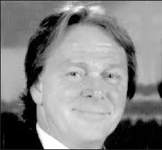 Kenneth Gustin's Instagram, Twitter & Facebook