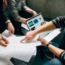 Va ajutam sa perfectati toate actele necesare pentru vanzarea, cumpararea, inchirierea unui imobil sau teren, la cele mai mici tarife permise de camera notarilor publici Consultanta Imobiliara Espaco Espaco