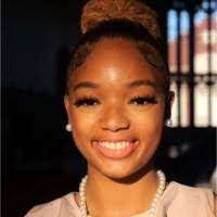 Nia Harris's Instagram, Twitter & Facebook