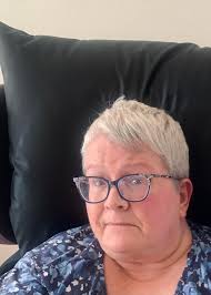 I don't wear makeup and no idea how to use filters or what they even are I  now have serious health issues so I'm genuinely interested to know if and  just how