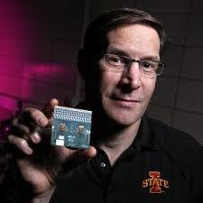 Larry Bartoszek's Instagram, Twitter & Facebook