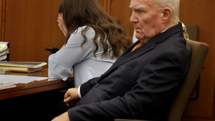 After Lindsay Clancy killed her 3 children, first responders tell a jury  what they found | WCBD News 2