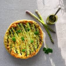 Tarte Salee Aux Asperges Pesto Et Fromage De Chevre Les Recettes De Julie Gri Recette De Julie Tarte Salee Alimentation