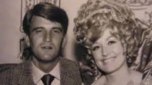 Who is Dolly Parton's husband, Carl Thomas Dean?
