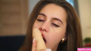 arilennox  plump_bums Голые Сливы Фото 14 - Fapello