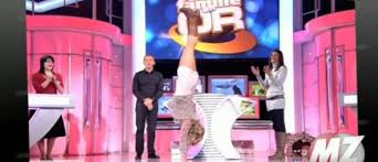 Expression datée du milieu du xxe siècle, elle est utilisée dans le langage familier. Morandini Zap Elle Montre Sa Culotte A Christophe Dechavanne Jean Marc Morandini