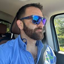 Donald Nagle's Instagram, Twitter & Facebook