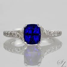 Tanzanite And Diamond Ring In 2020 Tanzanite Jewelry Diamond Drop Pendant Tanzanite Diamond Ring
