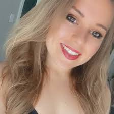 Leah Tierney's Instagram, Twitter & Facebook