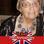 Brenda Kayser's Instagram, Twitter & Facebook