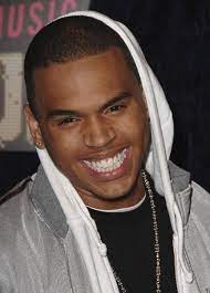 Chris brown premiered a new hairstyle at the 2019 iheartradio music awards. 10 Of The Coolest Chris Brown Hairstyles To Try Cool Men S Hair