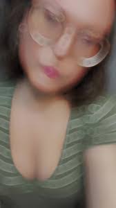 Megan Castleman's Instagram, Twitter & Facebook