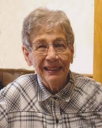 Mary Arndt's Instagram, Twitter & Facebook