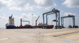 There are, however, security concerns given the port's proximity to somalia, from where al shabaab militants make frequent incursions against targets on the. Cc3cs4mb2cwpqm