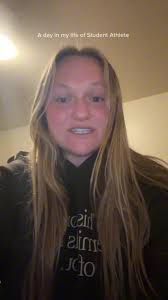 Penny Murphy's Instagram, Twitter & Facebook