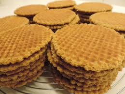 Gaufrettes De Ma Voisine Jacqueline La Cuisine De Ponpon Rapide Et Facile En 2020 Recette Gaufrette Gateaux Et Desserts Gaufrette