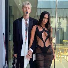 Megan fox is marking pride month with a celebratory beauty statement. Megan Fox And Machine Gun Kelly Subverted Red Carpet Classics At The Billboard Music Awards Vogue