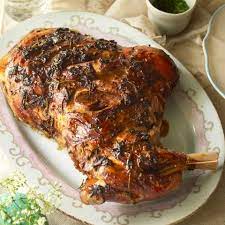 For traditional christmas lunch, the statistics say that almost half of londoners will eat turkey, but roast beef, lamb and duck are popular. 8 Delicious Non Traditional Christmas Dinner Ideas
