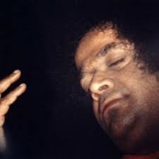 Stream Vinesh Chandra music