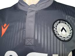 The results can be sorted by competition, which means that only the stats for the selected competition will be displayed. Macron Udinese Calcio Ausweichtrikot 19 20 Don Pallone