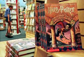The original series of harry potter books consists of seven novels. J K Rowling S Harry Potter Books In Order