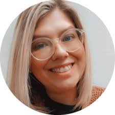 Carrie Green's Instagram, Twitter & Facebook