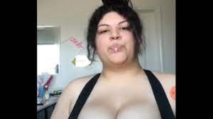 Big Mexican tits on periscope - XNXX.COM