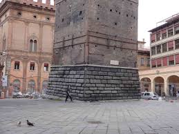 Torre Garisenda Http Www Archilovers Com Projects 3743 Torre Garisenda Restauri E Consolidamenti Bologna Arch Francisco Gi Luoghi Meravigliosi Bologna Luoghi