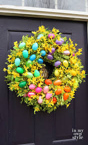 Garland is a fun and festive christmas decoration that can be used in a few places. Diy Easter Decorations 17 Ideas How To Make A Cute Easter Door Wreath
