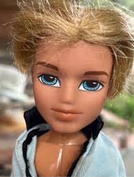 Bratz Boyz Cameron Funk formal de segunda mano por 8 EUR en Parma en  WALLAPOP