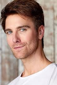 Max Willoughby's Instagram, Twitter & Facebook