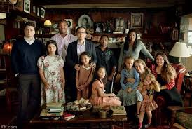 Mia farrow is usually very private, but she is speaking out on the deaths of her three late children, tam, lark and thaddeus. Photos Mia Farrow S Family And Life At Frog Hollow Annie Leibovitz Photography Mia Farrow Family Posing